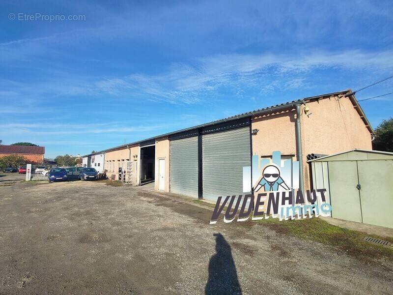 Commerce à LAUNAGUET