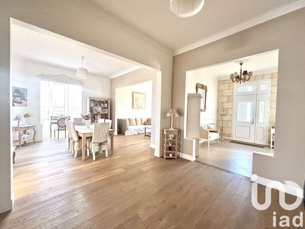 Photo 2 - Maison à SAINT-MEDARD-EN-JALLES