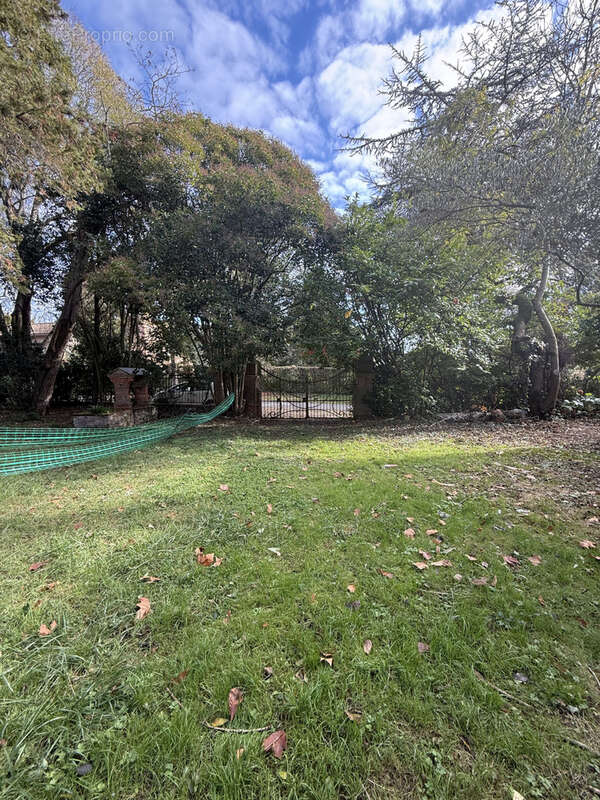 Maison à LAPEYROUSE-FOSSAT