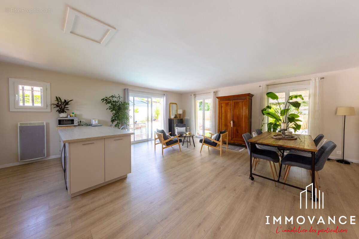 Maison à VENDARGUES