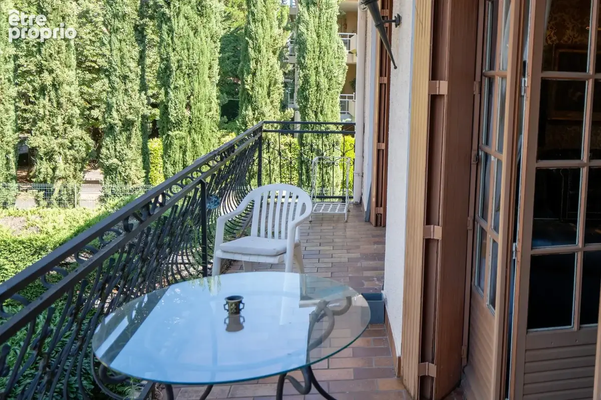 Maison à vendre 7 pièces BRON (69) - photo 3