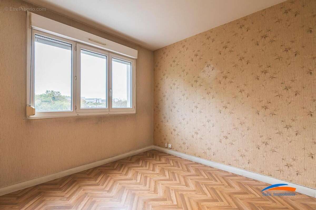   - Appartement à REIMS