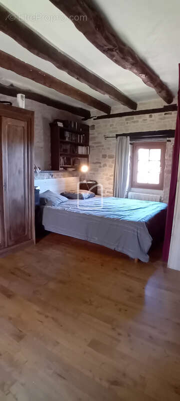Maison à CUZANCE