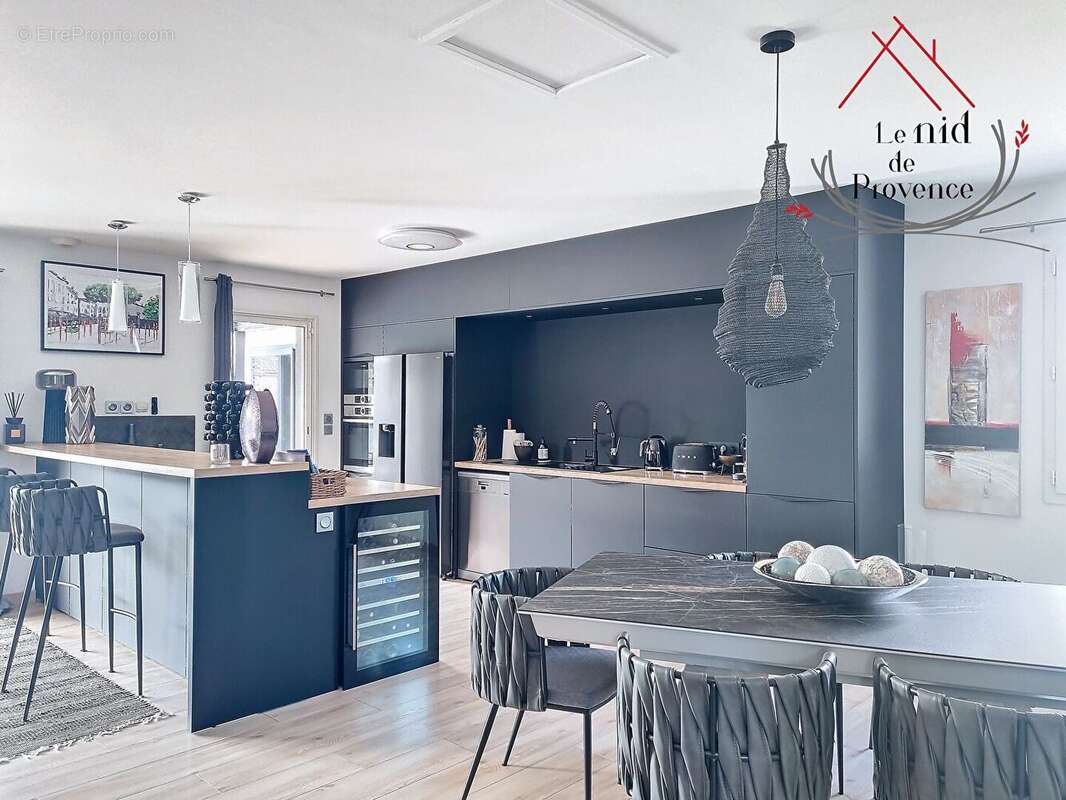 Maison à CABRIERES-D'AVIGNON