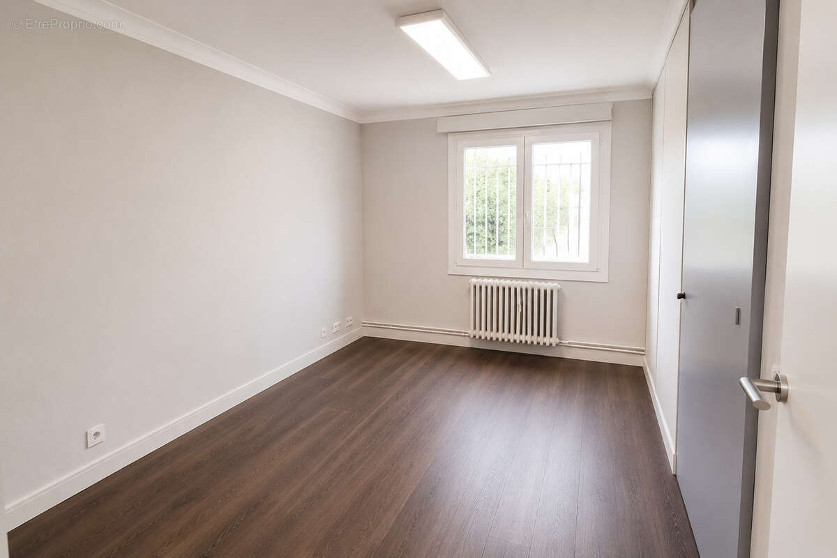 Local commercial 67m2 - photo 3