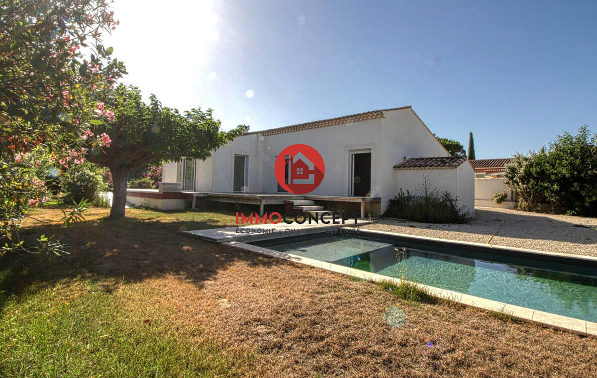 Maison à PUJAUT