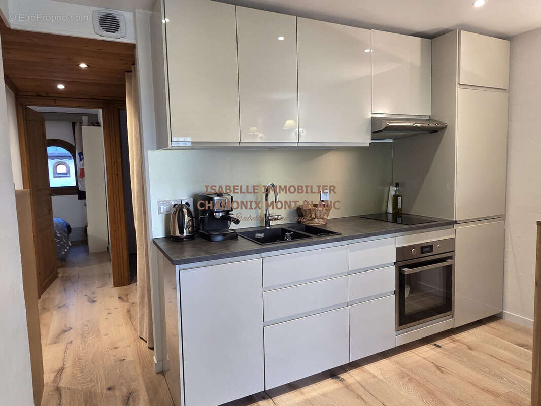 Cuisine équipée / Vente appartement Chamonix - Appartement à CHAMONIX-MONT-BLANC