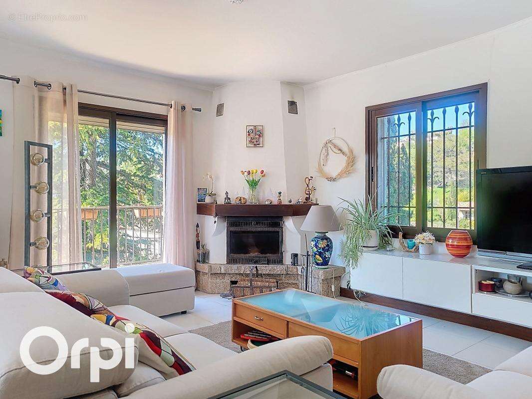 Maison à LA COLLE-SUR-LOUP