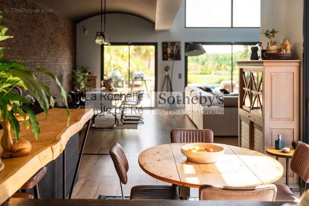 Villa contemporaine de 360 m2 - photo 6