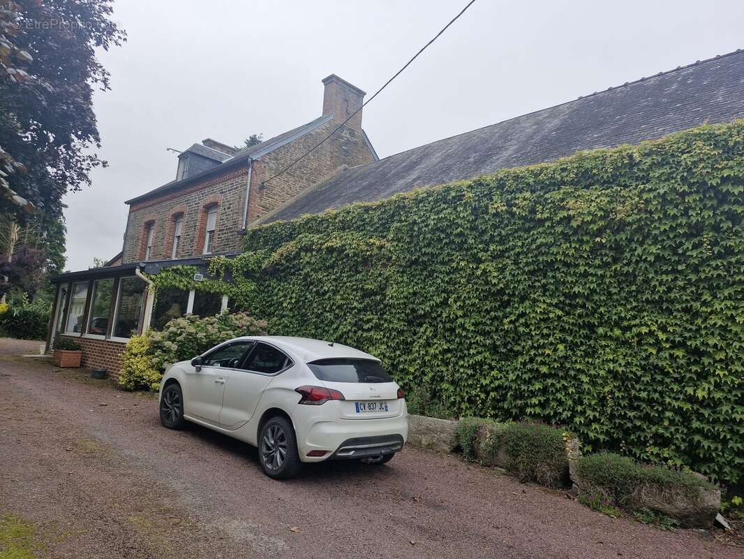 Maison à LA ROCQUE