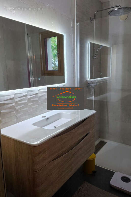 Maison à MONTGERMONT