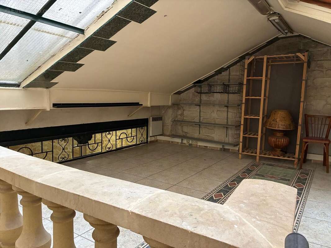 Commerce à PARIS-10E