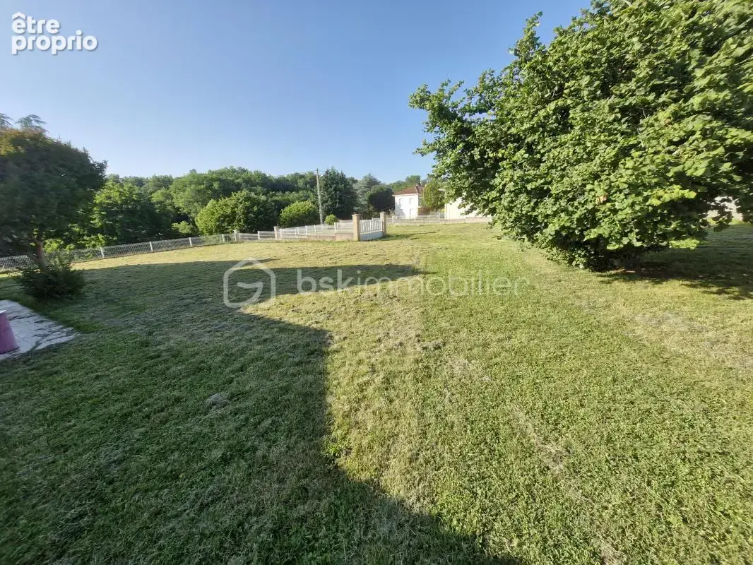 Belle maison en pierre de 123m2 sur son terrain clos de 1500m2 à Mouleydier - photo 13