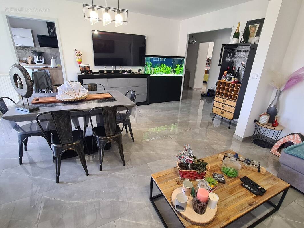 Appartement à ALBERTVILLE