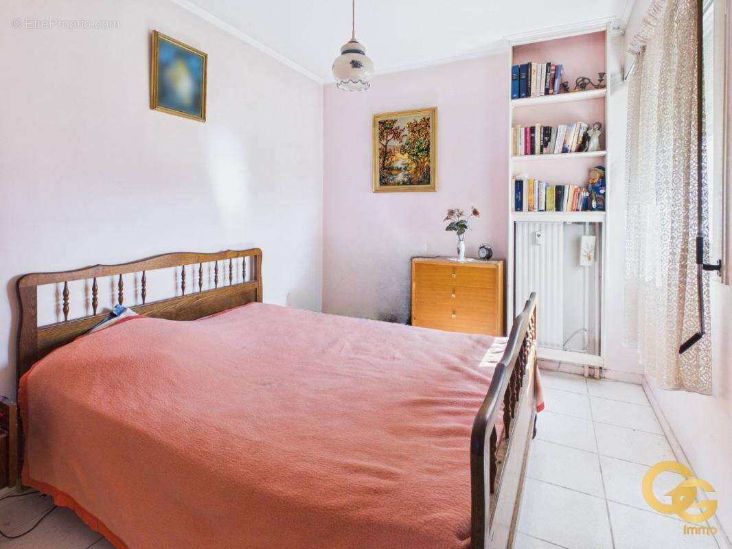 Appartement à LE CANNET