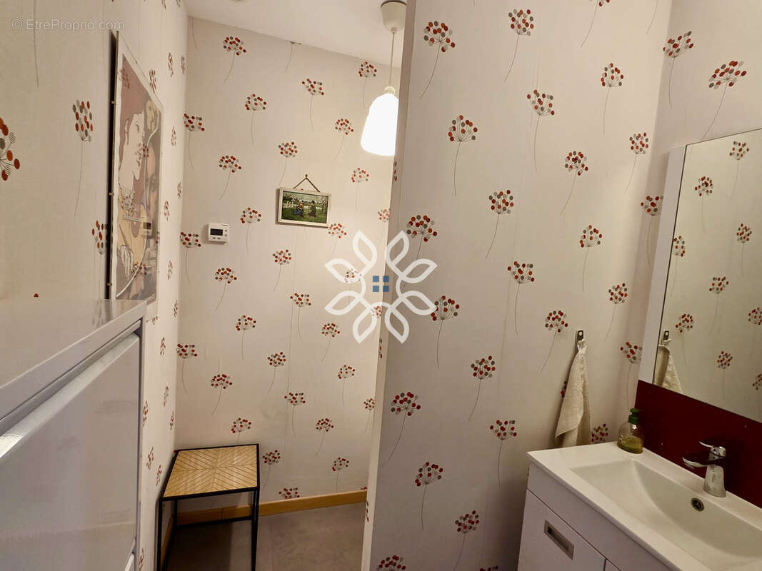 Maison contemporaine, garage et terrasse - Blesle - photo 18