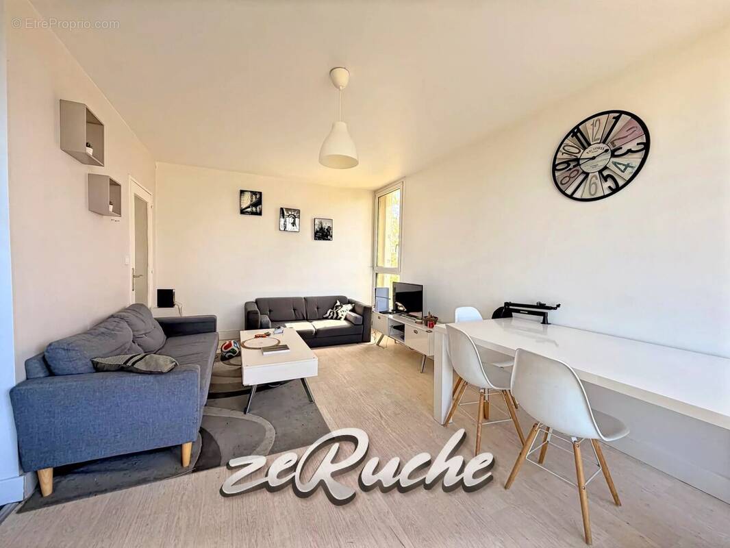 Appartement à HEROUVILLE-SAINT-CLAIR