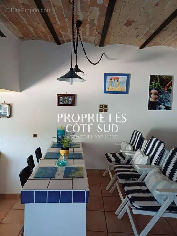 Maison à MONTFAUCON