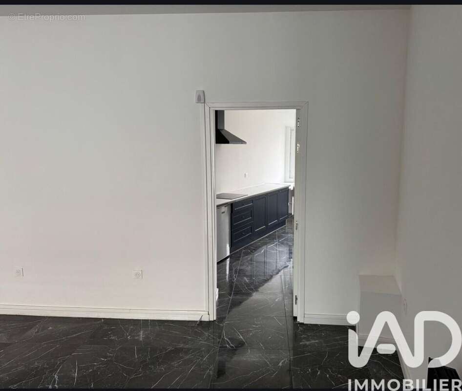 Photo 9 - Appartement à BRUAY-LA-BUISSIERE