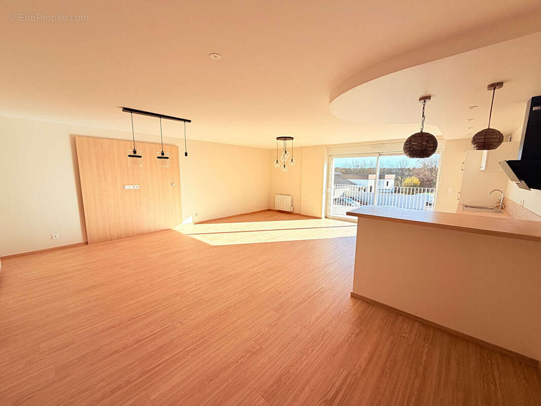 Appartement à LE DESCHAUX