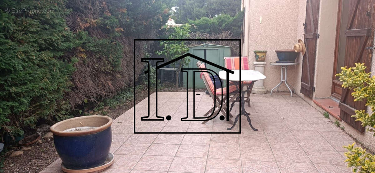 TERRASE Arrière - Maison à LE SOLER