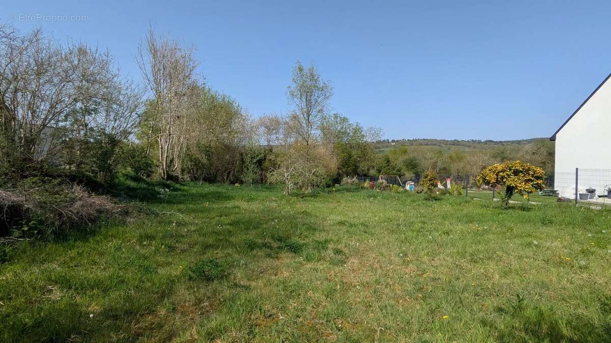 Terrain à PLOMODIERN