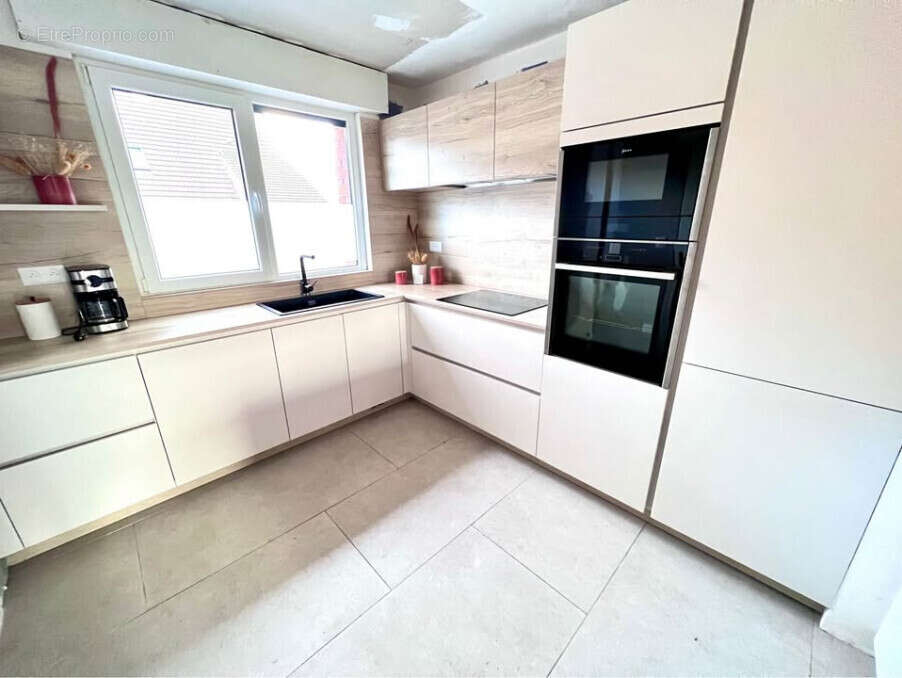 Appartement à TETEGHEM