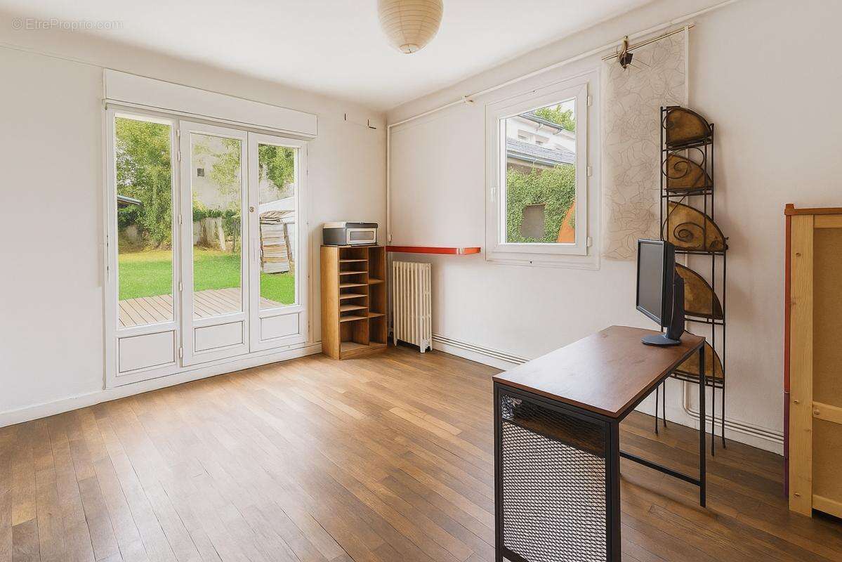 Maison à LE PLESSIS-TREVISE