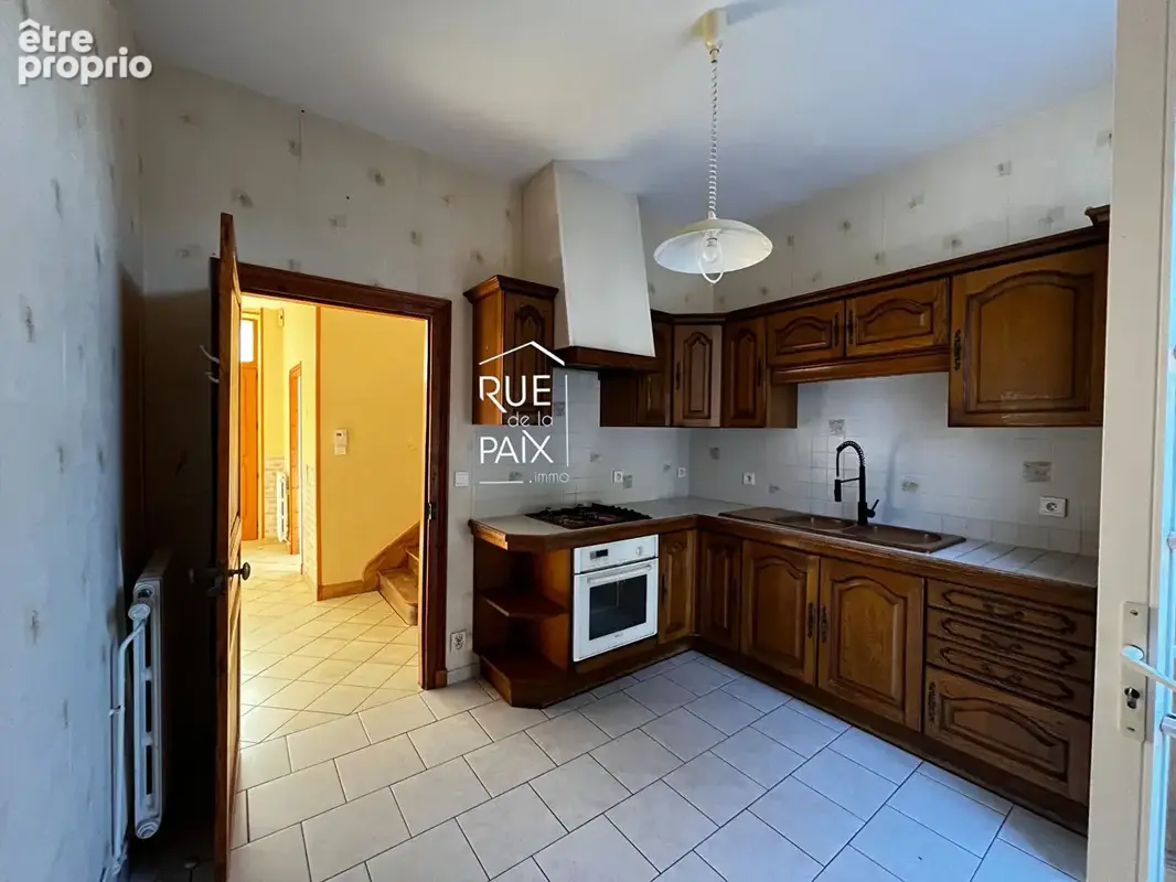 Maison Loudun 6 pièce(s) 170 m2 - photo 6