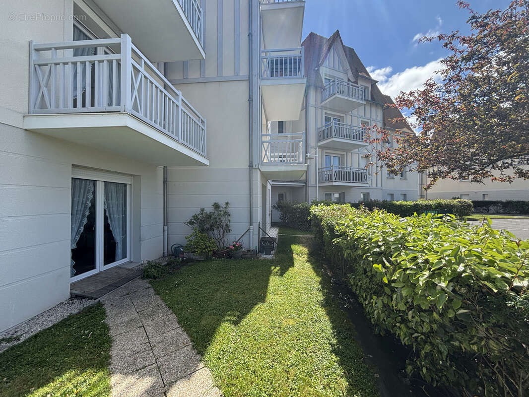 Appartement à COURSEULLES-SUR-MER