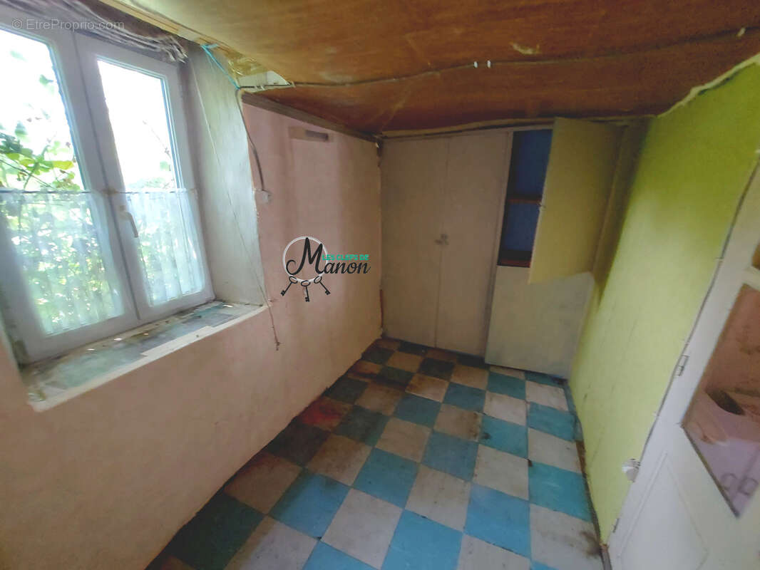 Maison à BERSAC-SUR-RIVALIER