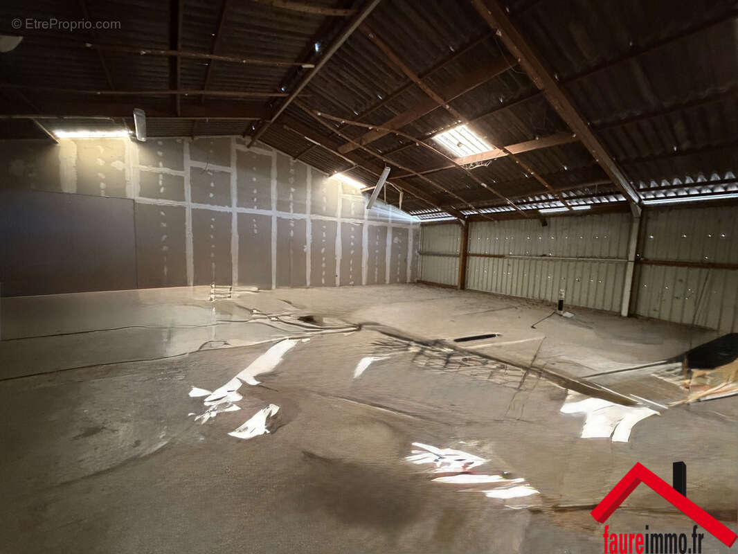 Local commercial - photo 4