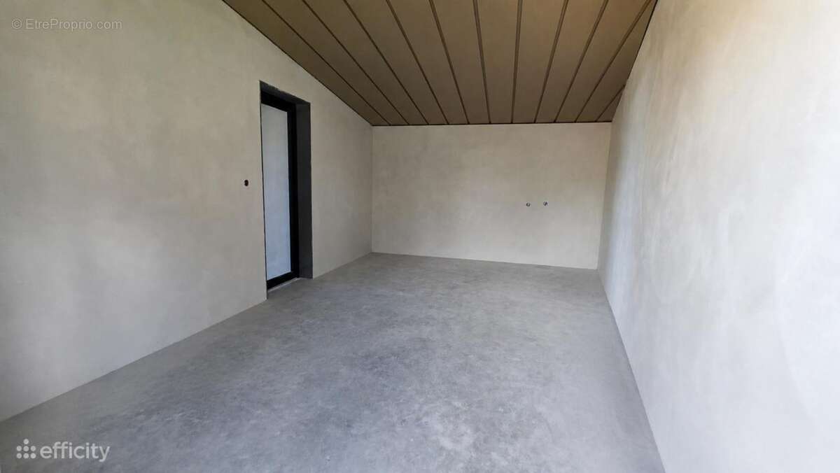Maison 89 m² à Le Tampon  - photo 5
