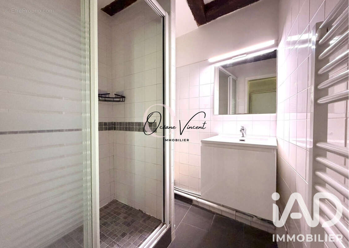 Appartement 43 m² à Paris-4e  - photo 9
