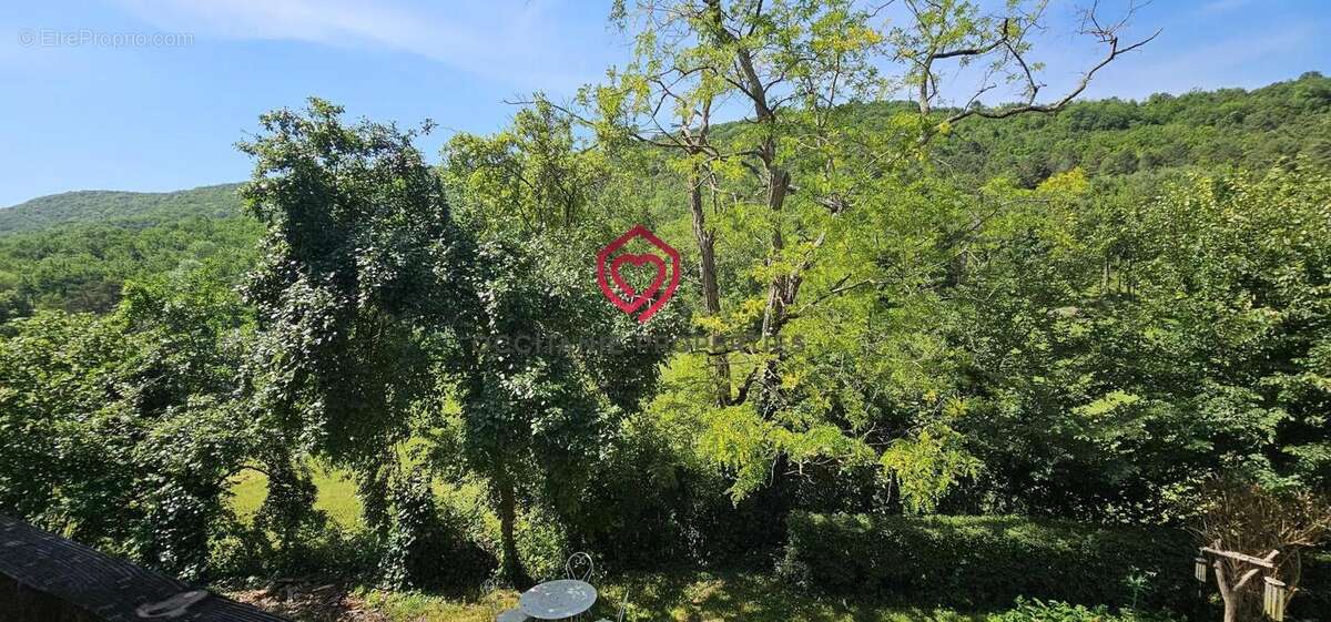 Beau potentiel pour cette maison de 6 pièces - photo 15