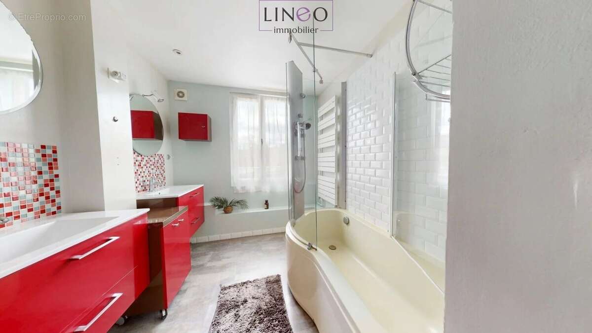 Appartement à CHOISY-LE-ROI