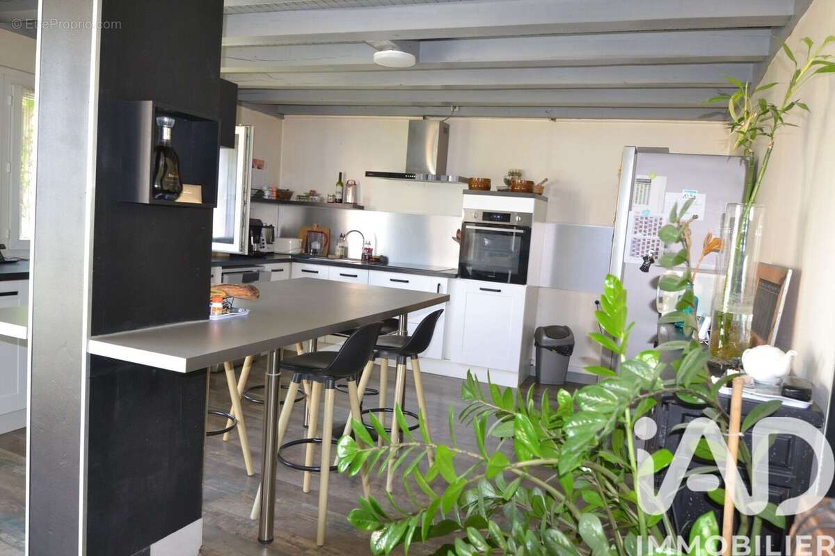 Photo 5 - Maison à CHATEAUBERNARD