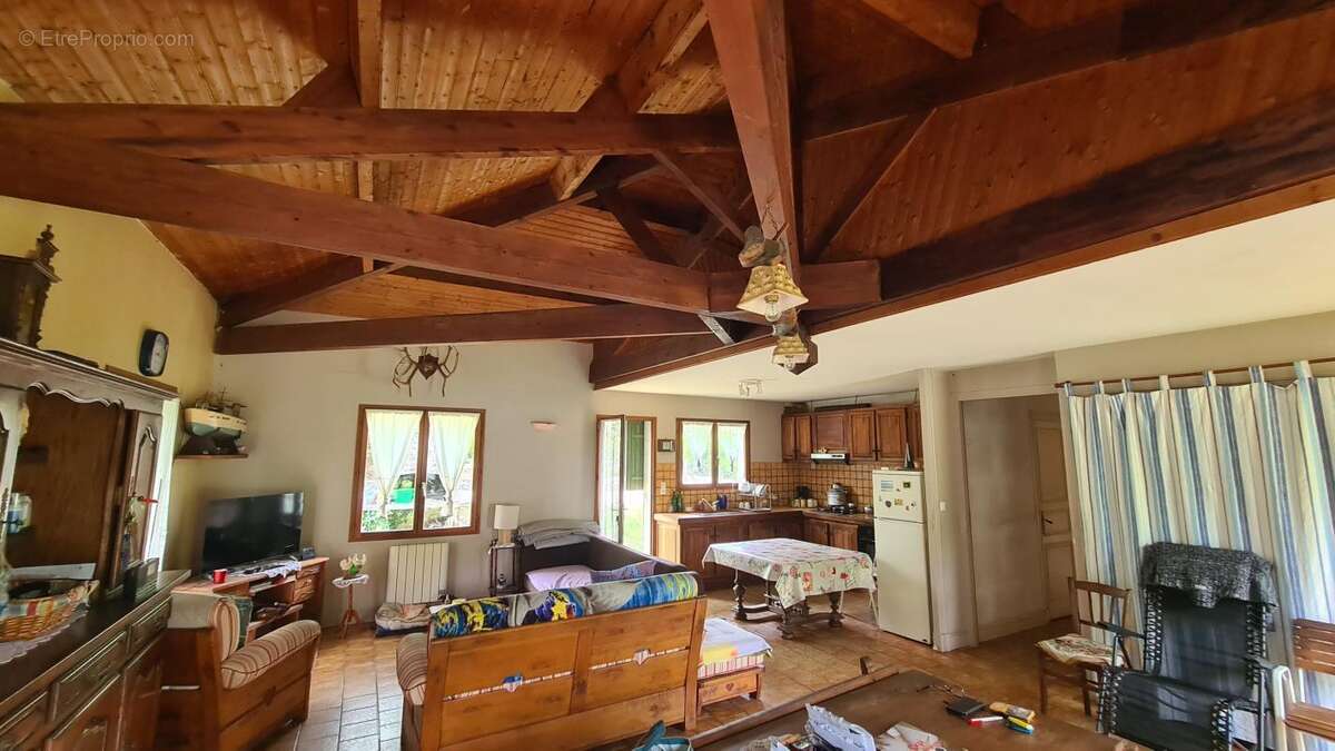 Maison à PEUJARD