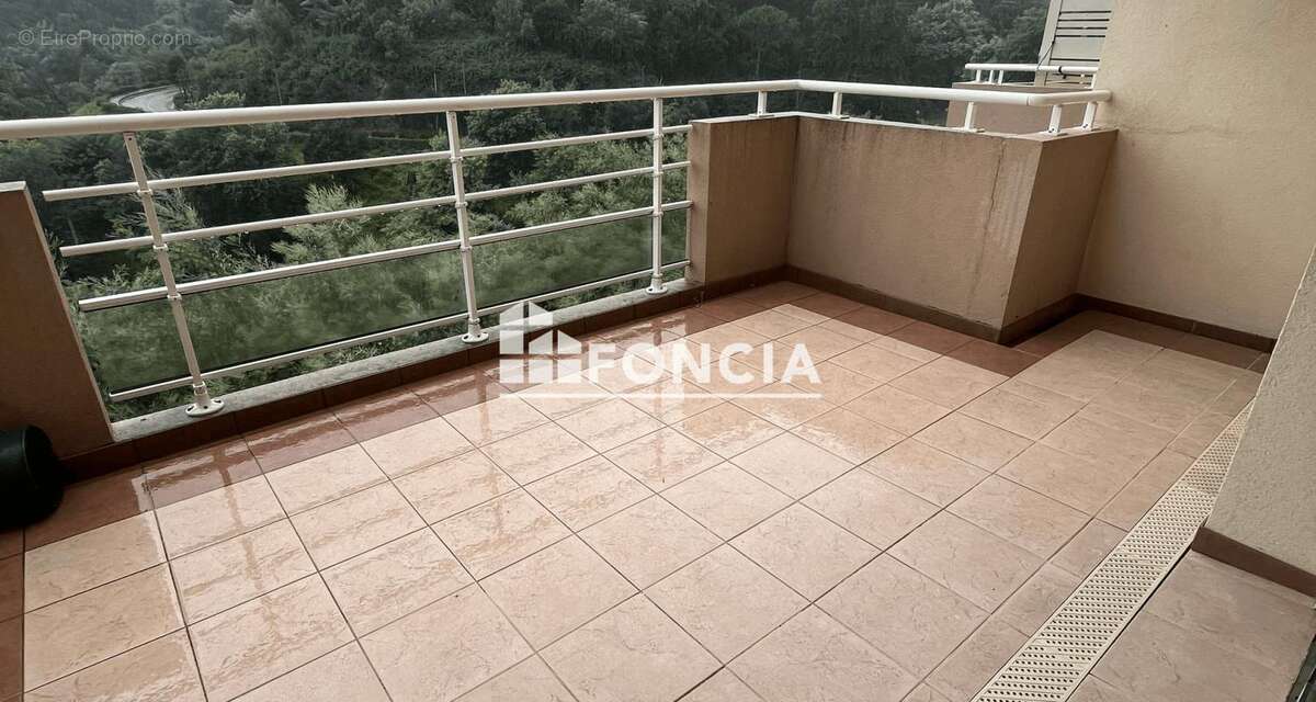 Appartement à MANDELIEU-LA-NAPOULE