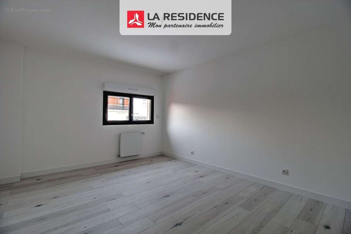 Maison 151 m² à Oissel  - photo 9