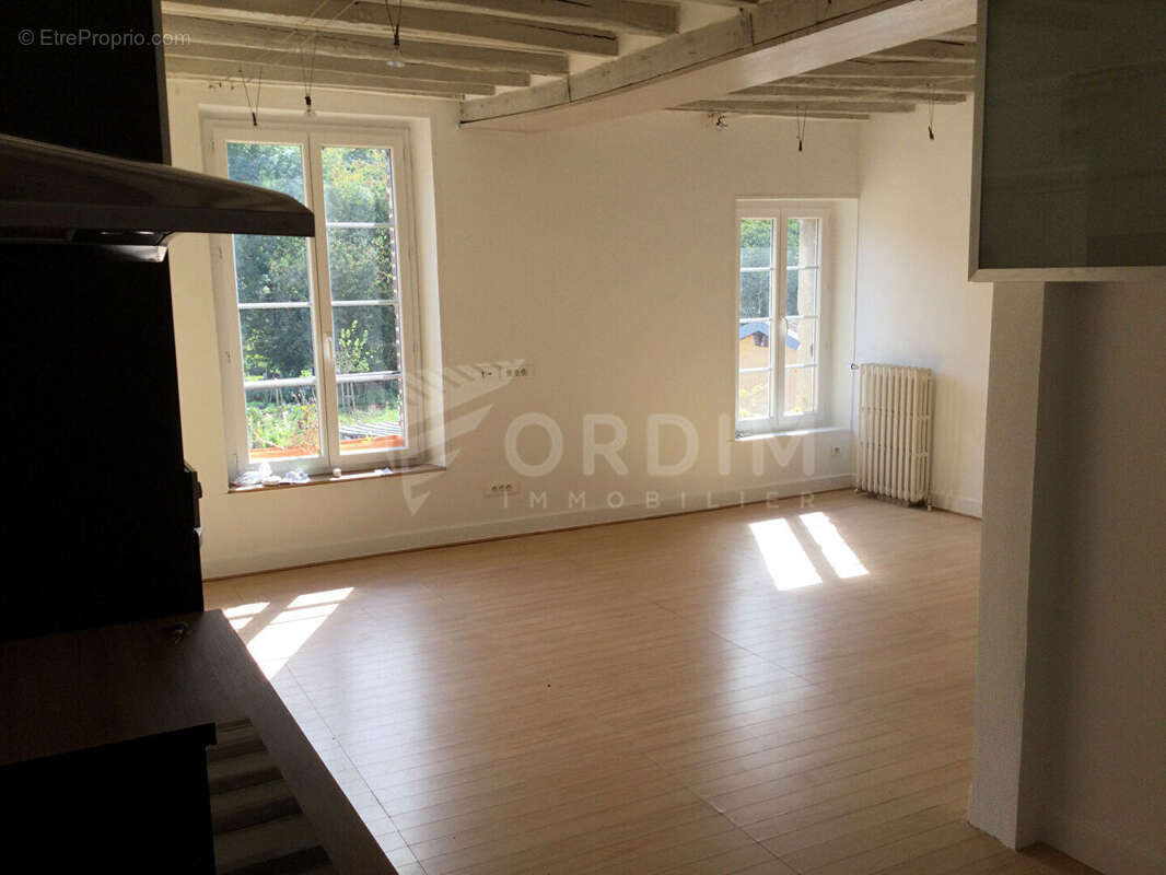 Appartement à TOUCY