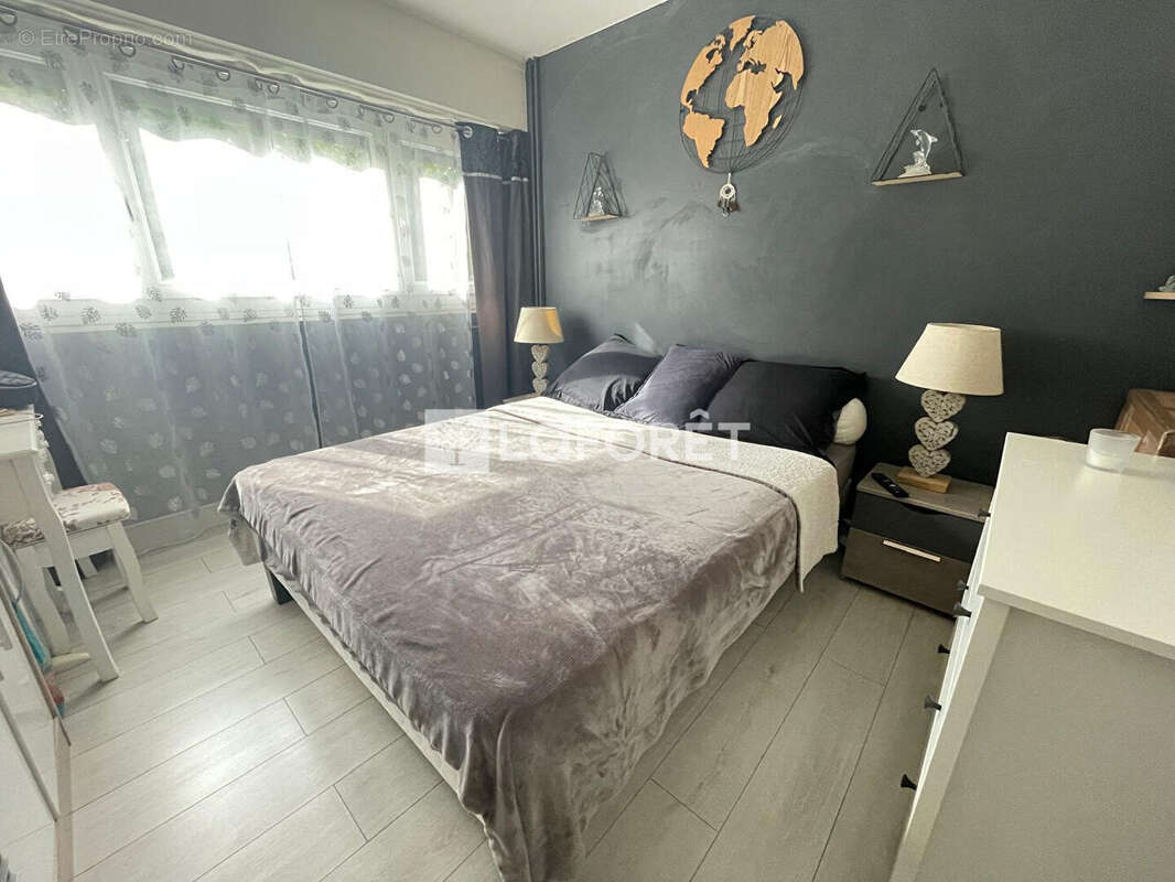 Appartement à CHENNEVIERES-SUR-MARNE