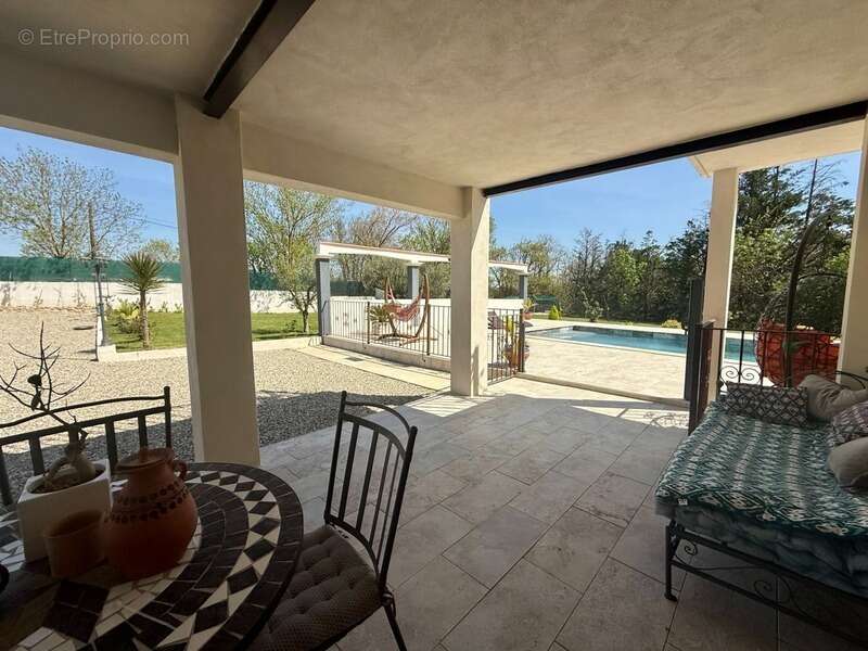 Maison à VILLEMOUSTAUSSOU