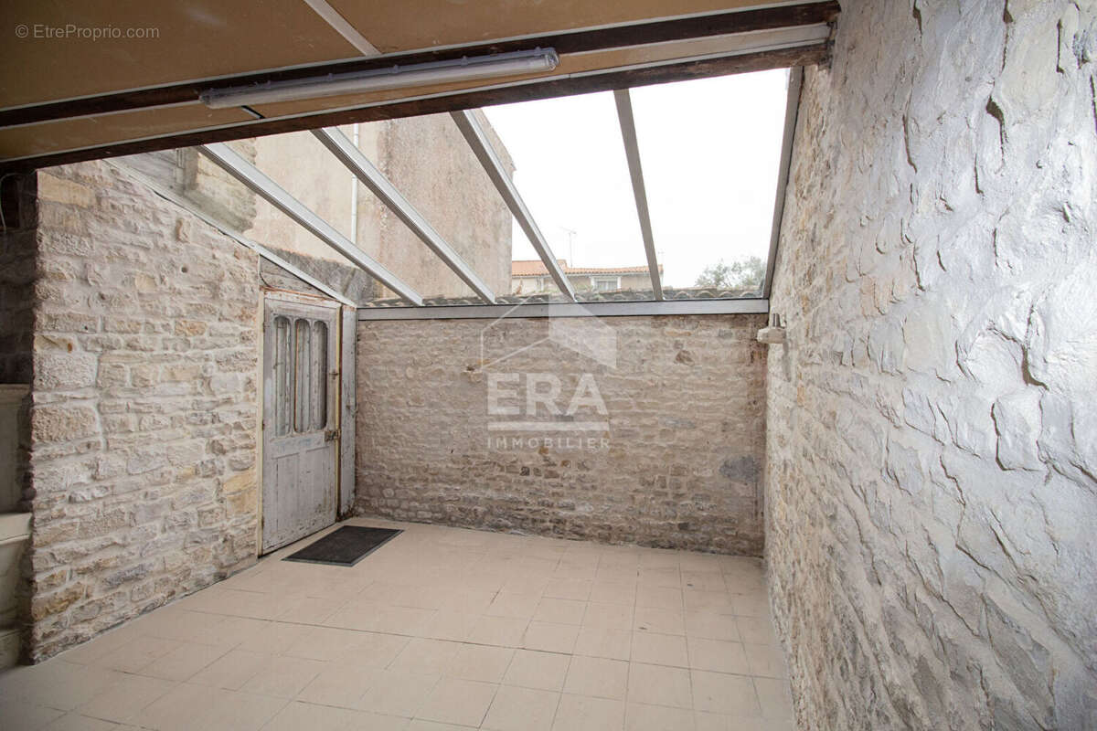 À vendre ? Maison de caractère ? 162 m² ? Esnandes - photo 6