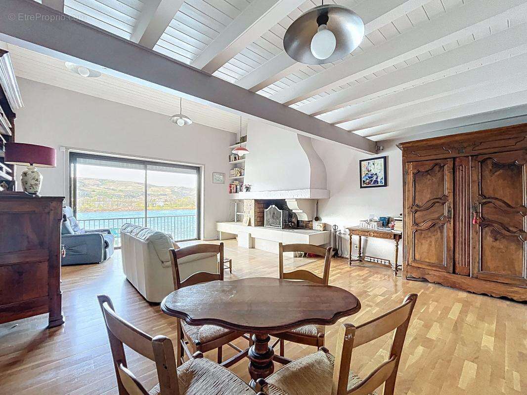 Appartement à SAINT-VALLIER