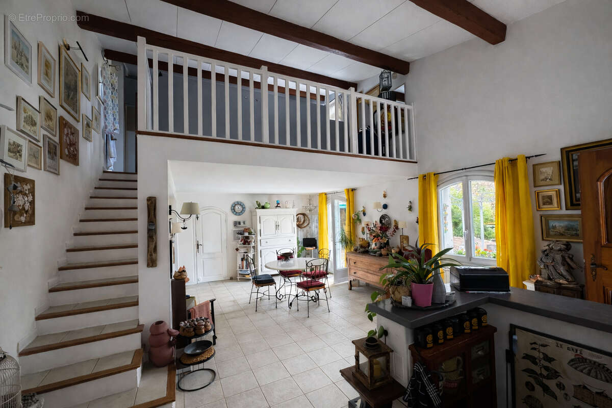 Maison à MARSEILLE-11E