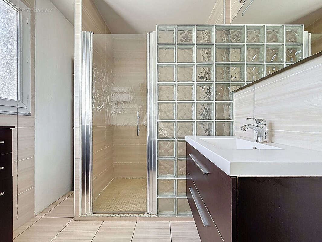 Maison à CASTELGINEST