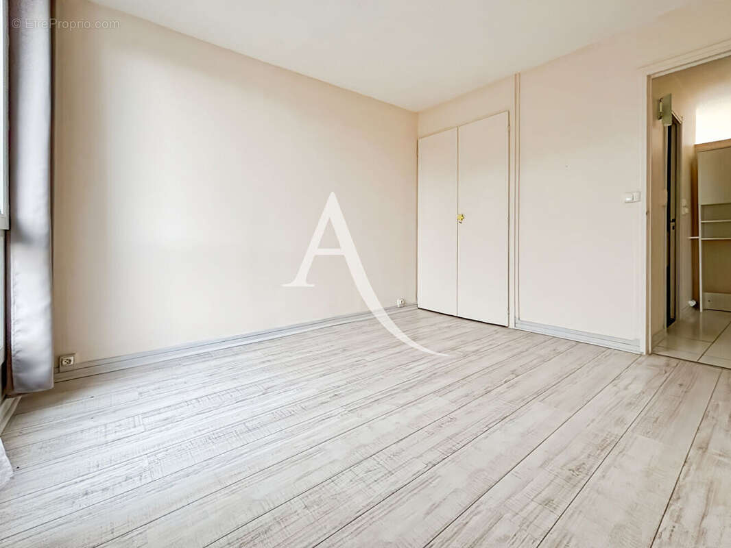 Appartement à BOIS-D'ARCY