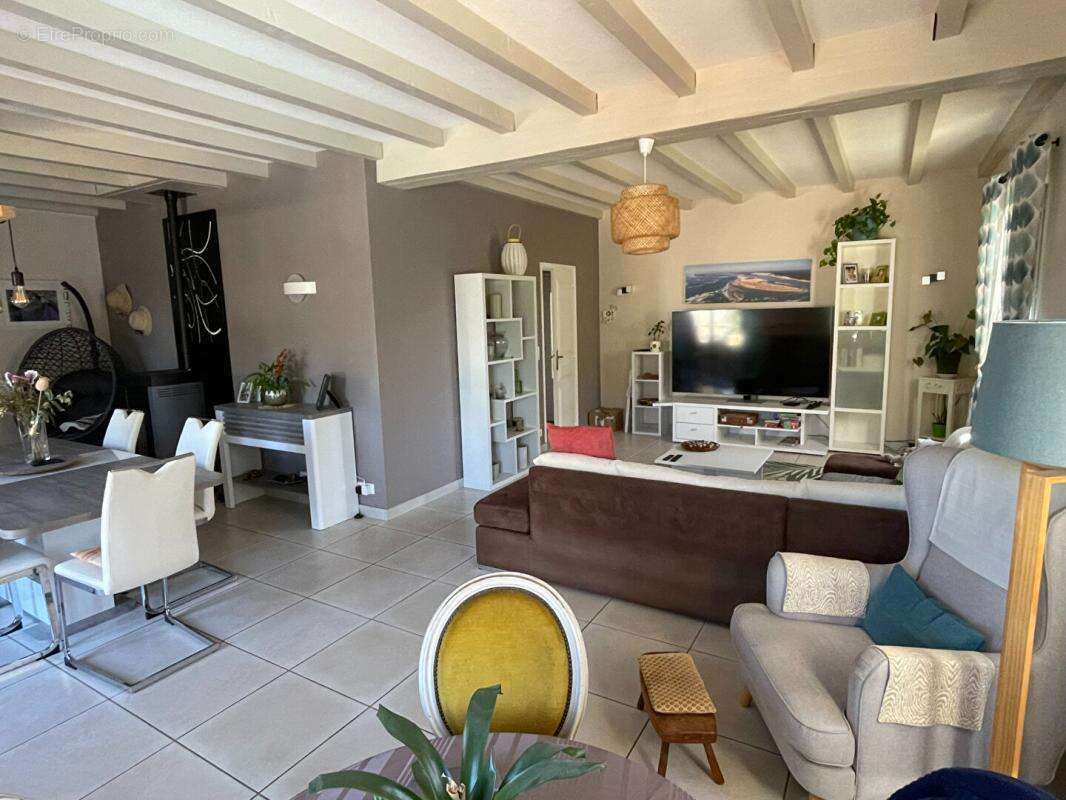 Maison traditionnelle sur 4500m² clos - photo 4