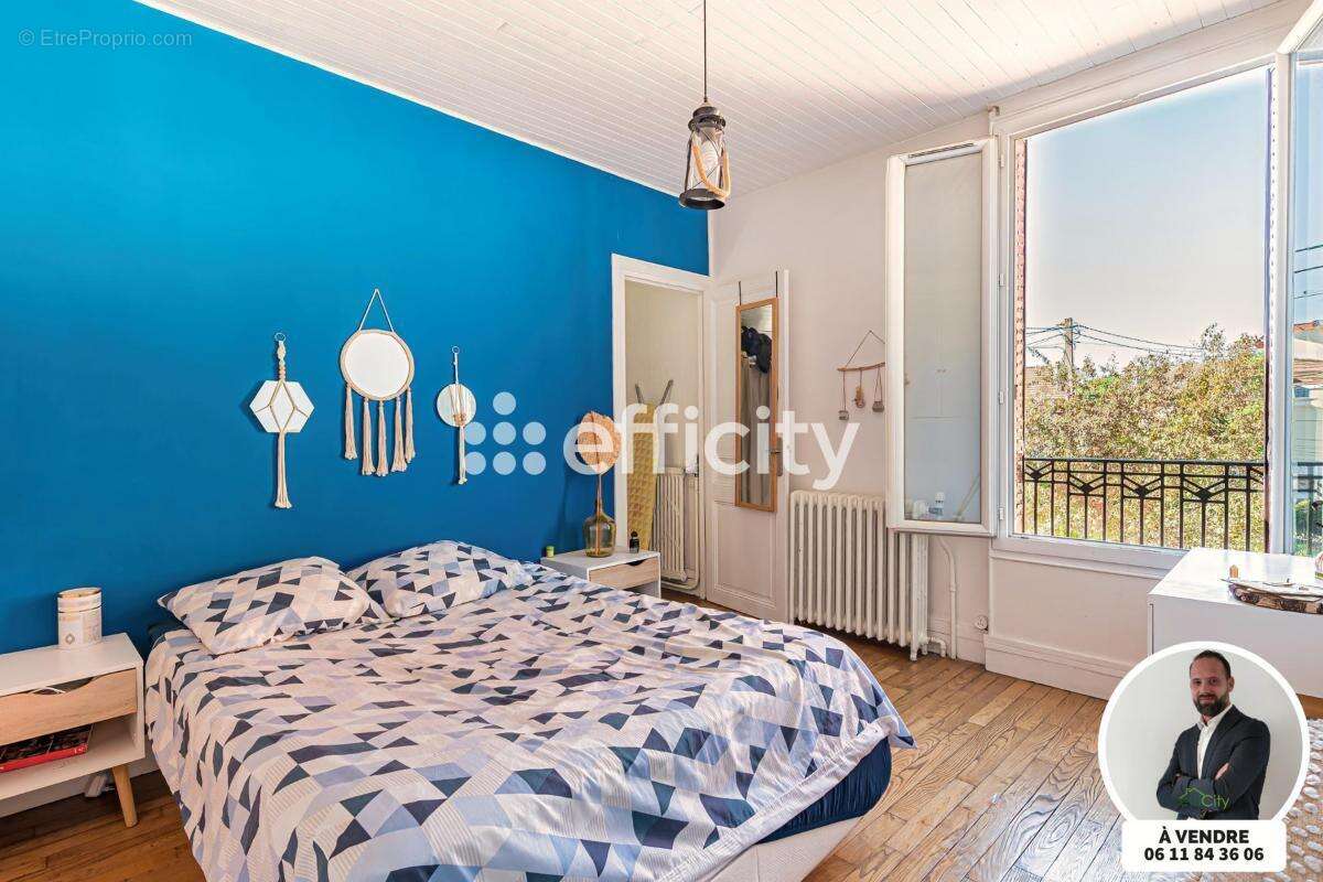 Maison à VILLENEUVE-LE-ROI